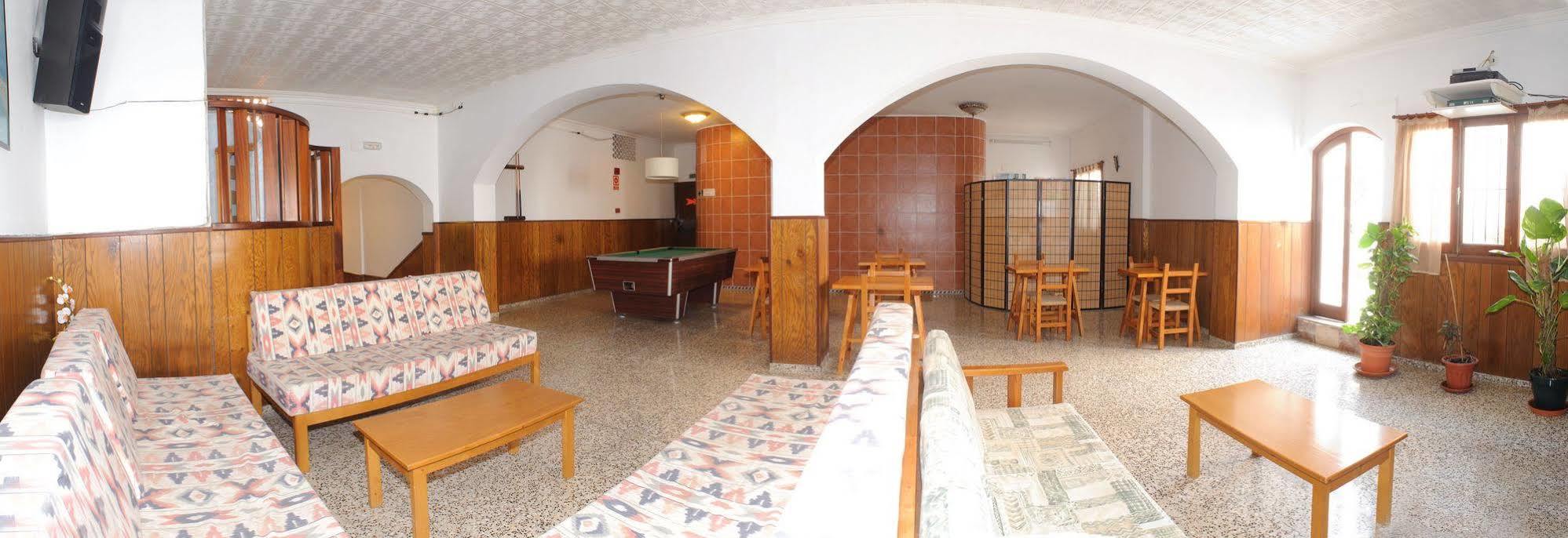 Hostal Montana Sant Antoni de Portmany Exterior foto